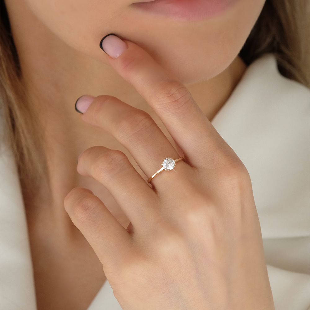 10620 кольцо 585* Кольцо из красного золота с фианитом | ювелирная компания ATOLL